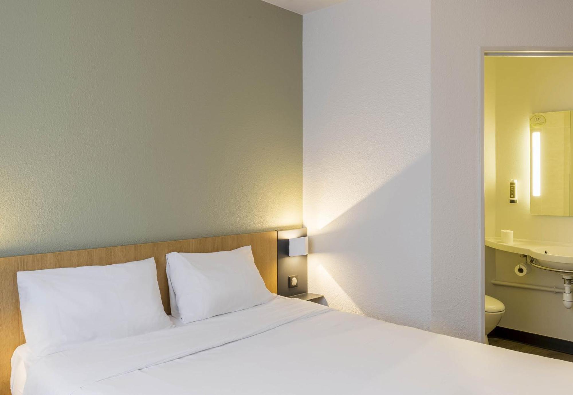Auxerre Hotel